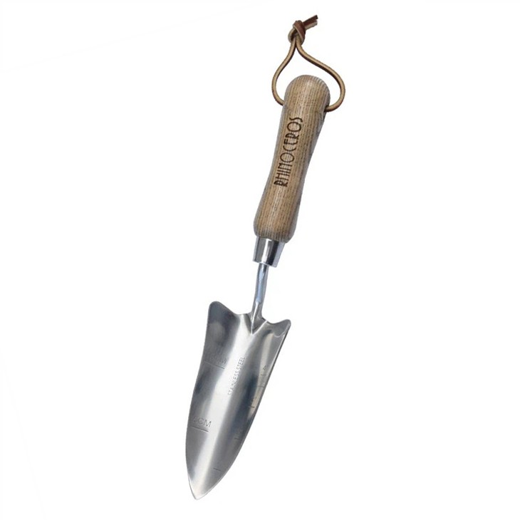 Növényátültető eszköz